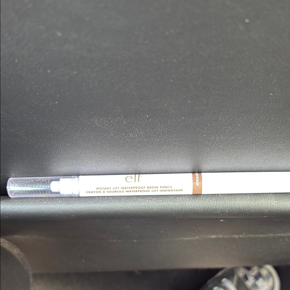 e.l.f. Instant Lift Brow Pencil